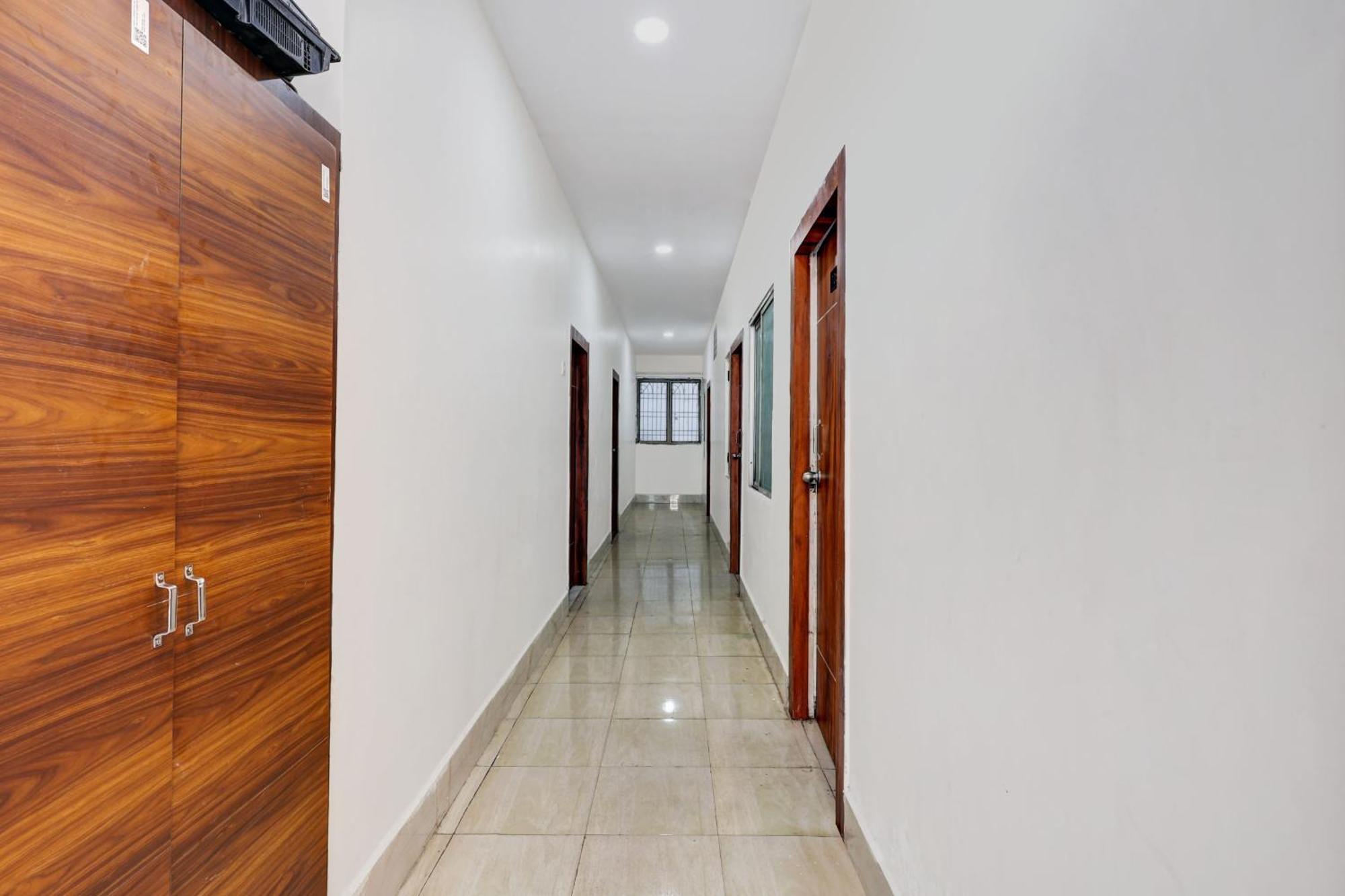 Hotel O Gangothri Lodge Višákhapatnam Exteriér fotografie